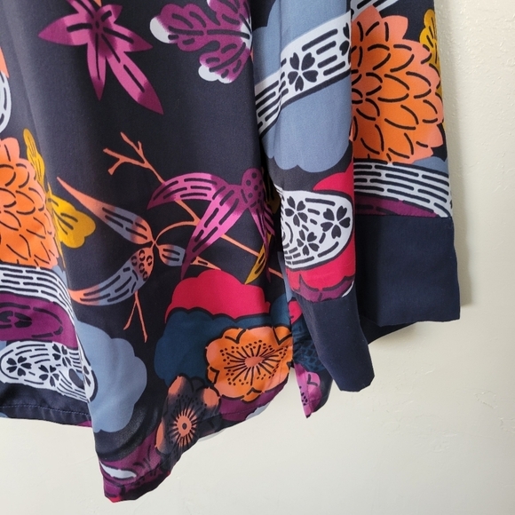 Natori Women's Large Long Sleeve Blouse V-neck Top Blue Purple Floral Print - Picture 6 of 9